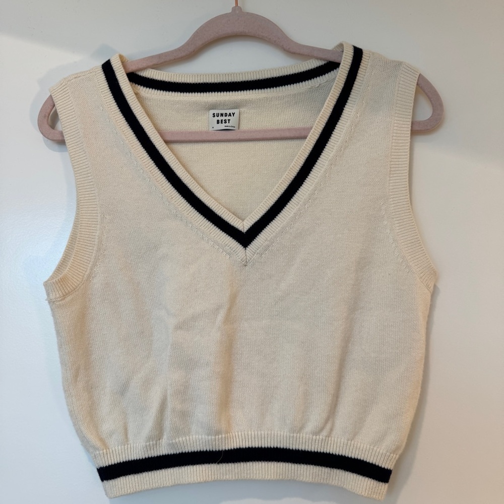 Aritzia Cream Knit V-Neck Sweater Vest with Black Trim